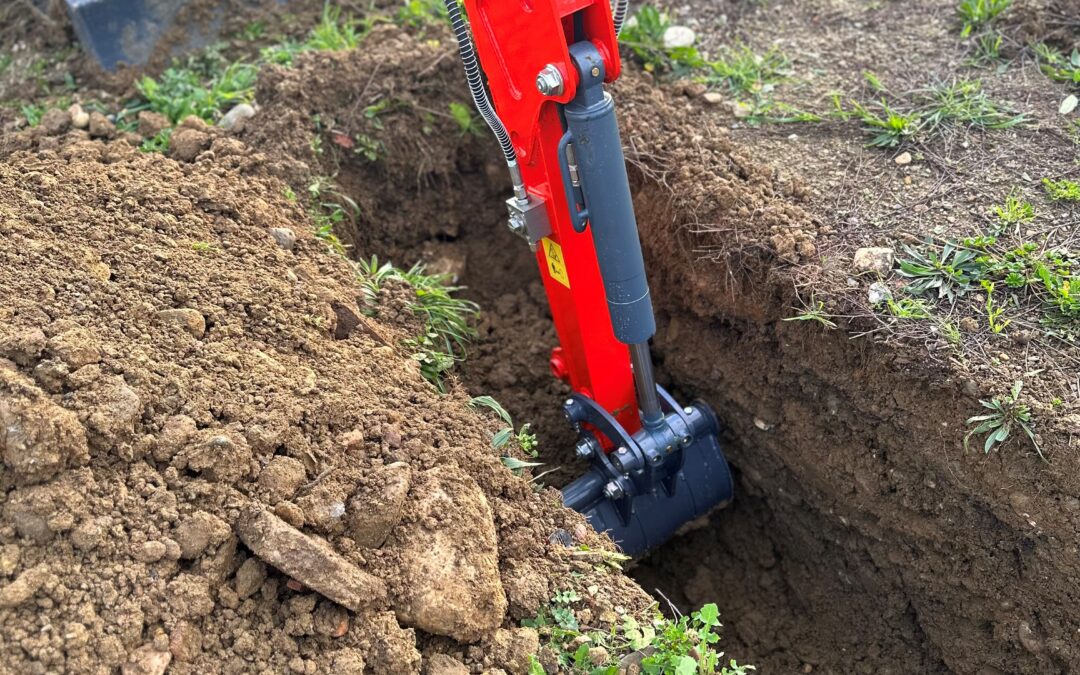 5 reasons to invest in a mini-excavator for homeowners
